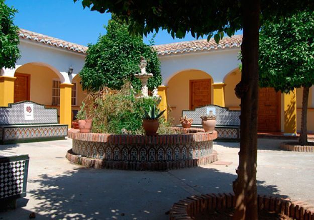 Residencia Juan González